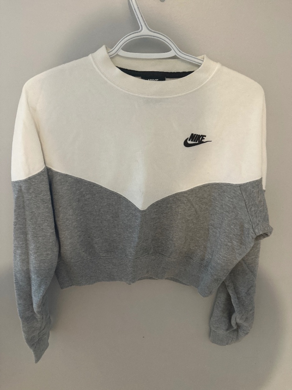Nike crop sweatshirt